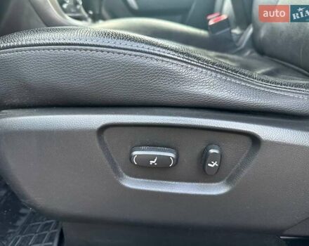 Серый Шевроле Каптива, объемом двигателя 2.2 л и пробегом 300 тыс. км за 12500 $, фото 24 на Automoto.ua