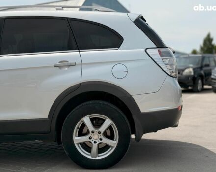 Серый Шевроле Каптива, объемом двигателя 2.2 л и пробегом 227 тыс. км за 11490 $, фото 5 на Automoto.ua