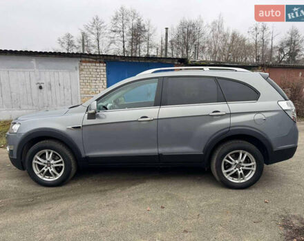 Сірий Шевроле Каптіва, об'ємом двигуна 2.2 л та пробігом 224 тис. км за 11200 $, фото 4 на Automoto.ua