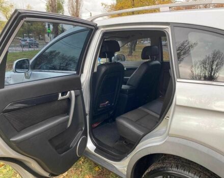 Сірий Шевроле Каптіва, об'ємом двигуна 2.4 л та пробігом 237 тис. км за 10500 $, фото 8 на Automoto.ua