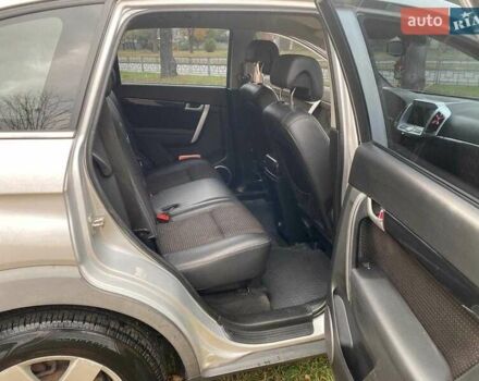 Сірий Шевроле Каптіва, об'ємом двигуна 2.4 л та пробігом 237 тис. км за 10500 $, фото 14 на Automoto.ua