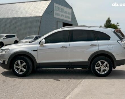 Серый Шевроле Каптива, объемом двигателя 2.2 л и пробегом 227 тыс. км за 11490 $, фото 3 на Automoto.ua