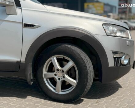 Серый Шевроле Каптива, объемом двигателя 2.2 л и пробегом 227 тыс. км за 11490 $, фото 8 на Automoto.ua