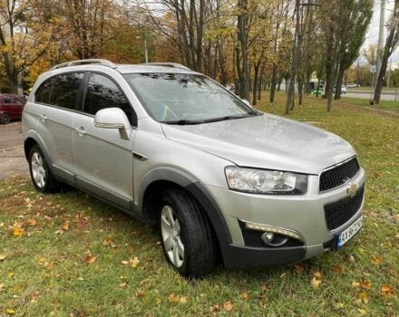 Сірий Шевроле Каптіва, об'ємом двигуна 2.4 л та пробігом 237 тис. км за 10500 $, фото 3 на Automoto.ua