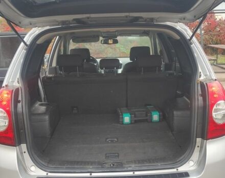 Серый Шевроле Каптива, объемом двигателя 2 л и пробегом 250 тыс. км за 5600 $, фото 10 на Automoto.ua