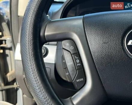 Серый Шевроле Каптива, объемом двигателя 2.2 л и пробегом 208 тыс. км за 10490 $, фото 36 на Automoto.ua