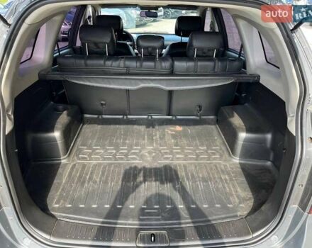 Серый Шевроле Каптива, объемом двигателя 2.2 л и пробегом 208 тыс. км за 10490 $, фото 20 на Automoto.ua