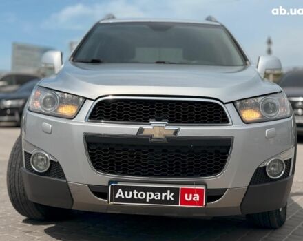 Серый Шевроле Каптива, объемом двигателя 2.2 л и пробегом 227 тыс. км за 11490 $, фото 1 на Automoto.ua