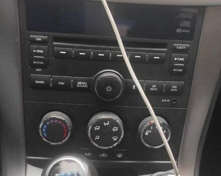 Серый Шевроле Каптива, объемом двигателя 2.23 л и пробегом 317 тыс. км за 10500 $, фото 7 на Automoto.ua