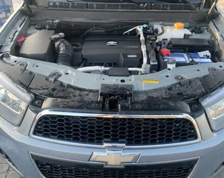 Сірий Шевроле Каптіва, об'ємом двигуна 2.23 л та пробігом 280 тис. км за 10000 $, фото 3 на Automoto.ua