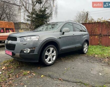 Серый Шевроле Каптива, объемом двигателя 2.2 л и пробегом 210 тыс. км за 11900 $, фото 3 на Automoto.ua