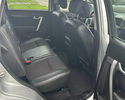 Серый Шевроле Каптива, объемом двигателя 2.23 л и пробегом 145 тыс. км за 11200 $, фото 19 на Automoto.ua