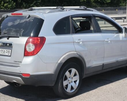 Серый Шевроле Каптива, объемом двигателя 2.2 л и пробегом 183 тыс. км за 10106 $, фото 1 на Automoto.ua