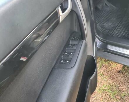 Сірий Шевроле Каптіва, об'ємом двигуна 2.23 л та пробігом 200 тис. км за 11300 $, фото 3 на Automoto.ua