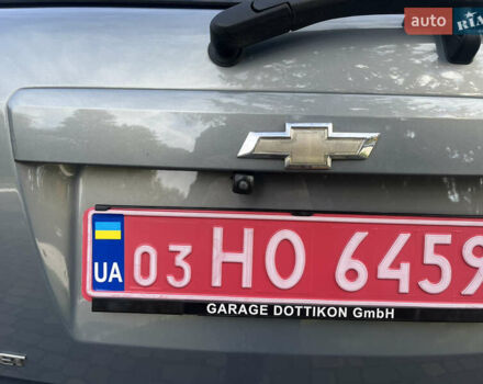 Серый Шевроле Каптива, объемом двигателя 2.2 л и пробегом 209 тыс. км за 12500 $, фото 21 на Automoto.ua