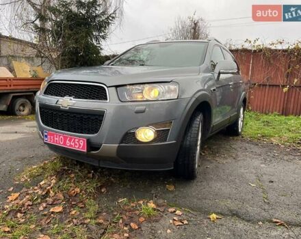 Серый Шевроле Каптива, объемом двигателя 2.2 л и пробегом 210 тыс. км за 11900 $, фото 4 на Automoto.ua