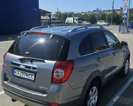 Сірий Шевроле Каптіва, об'ємом двигуна 2.4 л та пробігом 203 тис. км за 9400 $, фото 6 на Automoto.ua