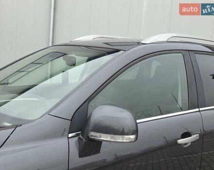 Серый Шевроле Каптива, объемом двигателя 2.2 л и пробегом 182 тыс. км за 11950 $, фото 16 на Automoto.ua