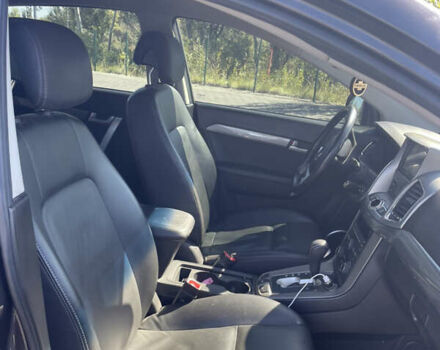 Сірий Шевроле Каптіва, об'ємом двигуна 2 л та пробігом 140 тис. км за 12500 $, фото 6 на Automoto.ua