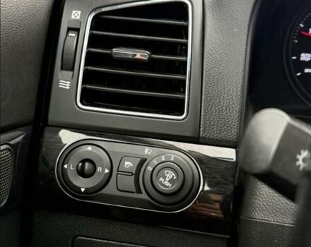 Серый Шевроле Каптива, объемом двигателя 2.2 л и пробегом 270 тыс. км за 8999 $, фото 44 на Automoto.ua