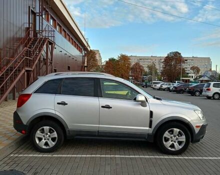 Серый Шевроле Каптива, объемом двигателя 2.4 л и пробегом 238 тыс. км за 9000 $, фото 6 на Automoto.ua