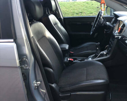 Серый Шевроле Каптива, объемом двигателя 2.2 л и пробегом 210 тыс. км за 10600 $, фото 22 на Automoto.ua