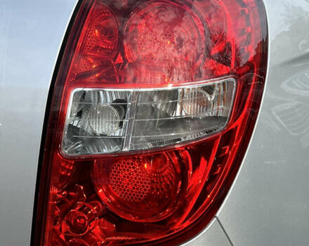 Серый Шевроле Каптива, объемом двигателя 2.2 л и пробегом 150 тыс. км за 12500 $, фото 9 на Automoto.ua