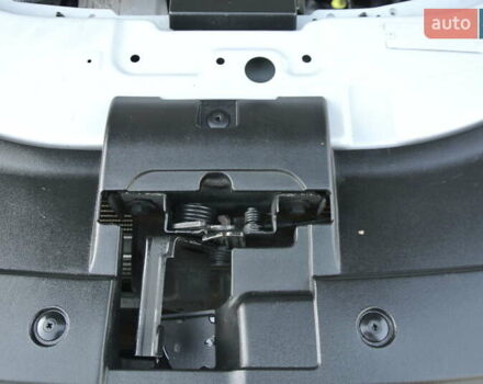 Серый Шевроле Каптива, объемом двигателя 2.2 л и пробегом 77 тыс. км за 13950 $, фото 52 на Automoto.ua