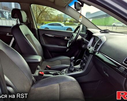 Серый Шевроле Каптива, объемом двигателя 24 л и пробегом 177 тыс. км за 10900 $, фото 6 на Automoto.ua