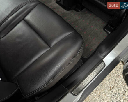 Серый Шевроле Каптива, объемом двигателя 2.2 л и пробегом 150 тыс. км за 11500 $, фото 40 на Automoto.ua