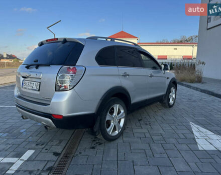 Серый Шевроле Каптива, объемом двигателя 2.23 л и пробегом 258 тыс. км за 10400 $, фото 4 на Automoto.ua
