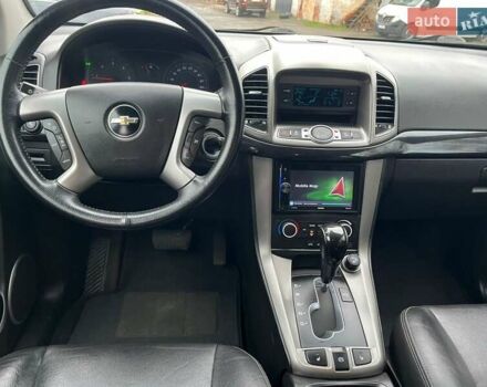 Серый Шевроле Каптива, объемом двигателя 2.2 л и пробегом 210 тыс. км за 11900 $, фото 17 на Automoto.ua