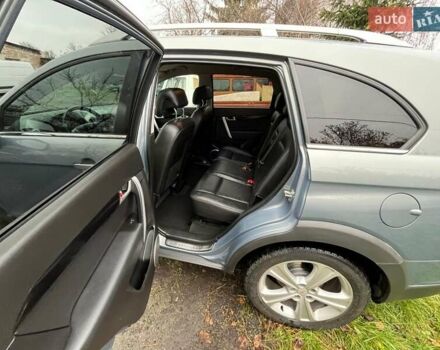 Серый Шевроле Каптива, объемом двигателя 2.2 л и пробегом 210 тыс. км за 11900 $, фото 30 на Automoto.ua