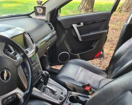 Сірий Шевроле Каптіва, об'ємом двигуна 2.23 л та пробігом 200 тис. км за 11300 $, фото 11 на Automoto.ua