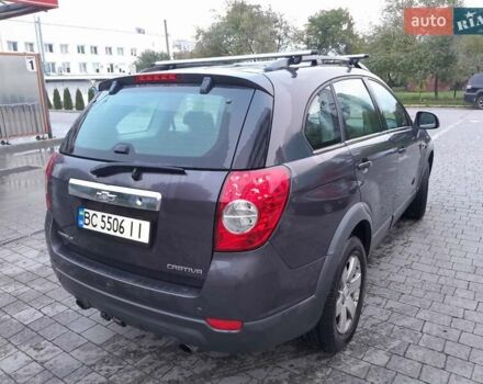 Серый Шевроле Каптива, объемом двигателя 2.2 л и пробегом 273 тыс. км за 10199 $, фото 2 на Automoto.ua