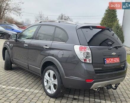 Серый Шевроле Каптива, объемом двигателя 2.2 л и пробегом 182 тыс. км за 11950 $, фото 19 на Automoto.ua