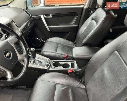 Серый Шевроле Каптива, объемом двигателя 2.2 л и пробегом 210 тыс. км за 11900 $, фото 24 на Automoto.ua