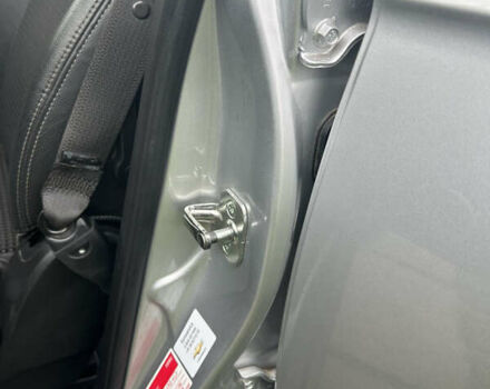 Серый Шевроле Каптива, объемом двигателя 2.23 л и пробегом 145 тыс. км за 11200 $, фото 26 на Automoto.ua