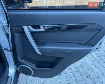 Серый Шевроле Каптива, объемом двигателя 2.23 л и пробегом 229 тыс. км за 10900 $, фото 21 на Automoto.ua