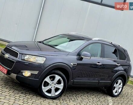 Серый Шевроле Каптива, объемом двигателя 2.2 л и пробегом 182 тыс. км за 11950 $, фото 4 на Automoto.ua