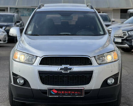 Серый Шевроле Каптива, объемом двигателя 2.2 л и пробегом 150 тыс. км за 12500 $, фото 3 на Automoto.ua