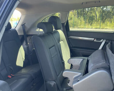 Сірий Шевроле Каптіва, об'ємом двигуна 2 л та пробігом 140 тис. км за 12500 $, фото 8 на Automoto.ua