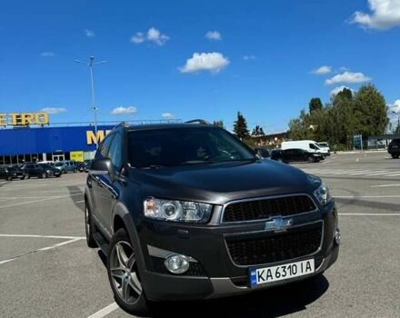 Серый Шевроле Каптива, объемом двигателя 2.2 л и пробегом 182 тыс. км за 11000 $, фото 1 на Automoto.ua