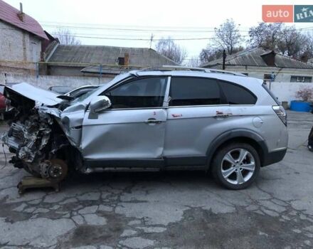 Серый Шевроле Каптива, объемом двигателя 2.2 л и пробегом 140 тыс. км за 4200 $, фото 2 на Automoto.ua