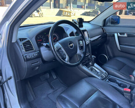 Серый Шевроле Каптива, объемом двигателя 2.23 л и пробегом 229 тыс. км за 10900 $, фото 13 на Automoto.ua