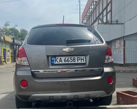 Серый Шевроле Каптива, объемом двигателя 3 л и пробегом 240 тыс. км за 9500 $, фото 1 на Automoto.ua
