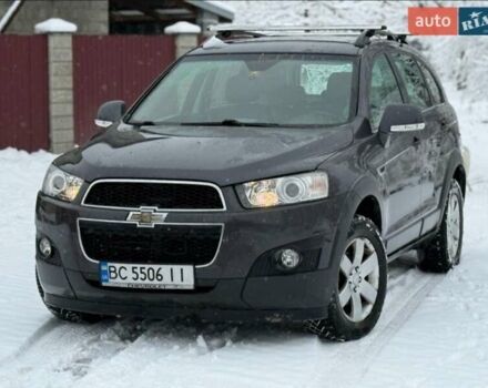 Серый Шевроле Каптива, объемом двигателя 2.2 л и пробегом 270 тыс. км за 8999 $, фото 3 на Automoto.ua