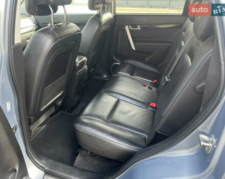 Серый Шевроле Каптива, объемом двигателя 2.2 л и пробегом 209 тыс. км за 12500 $, фото 18 на Automoto.ua