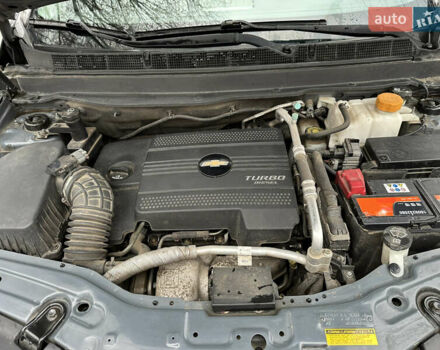 Серый Шевроле Каптива, объемом двигателя 2.2 л и пробегом 220 тыс. км за 11000 $, фото 6 на Automoto.ua