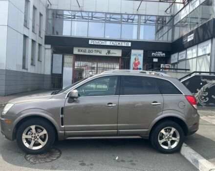 Серый Шевроле Каптива, объемом двигателя 3 л и пробегом 240 тыс. км за 9500 $, фото 3 на Automoto.ua